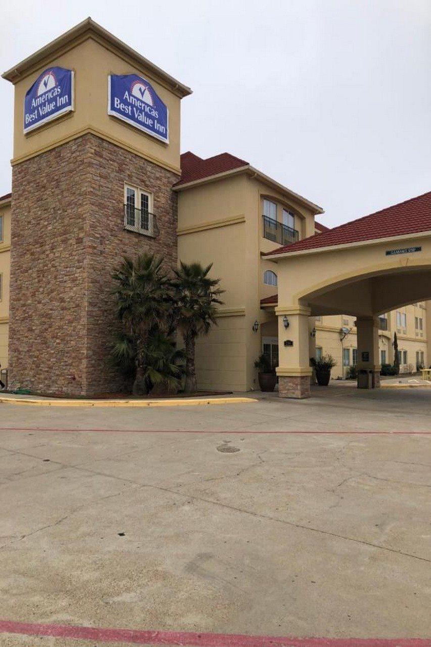 Americas Best Value Inn - Gun Barrel City Exterior photo
